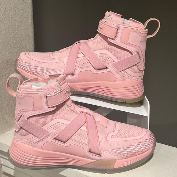 Athletic Propulsion Labs APL Super Future Pink Basketball Shoe Wm Sz 6.5/ Kid 5Y - Picture 1 of 10